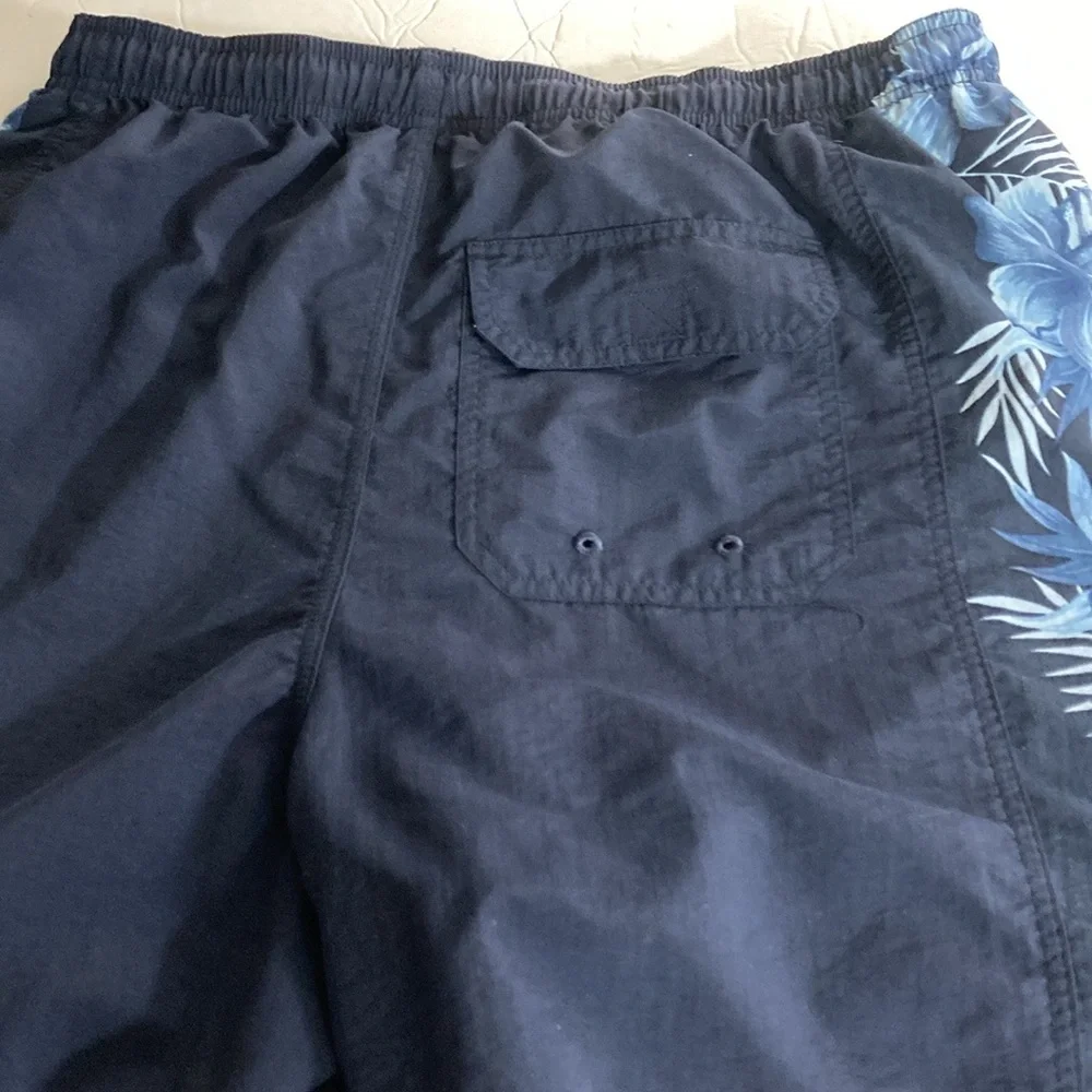 Breakwater Swim Trunks Men Size Large Navy w Light Blue Elastic & Draw String